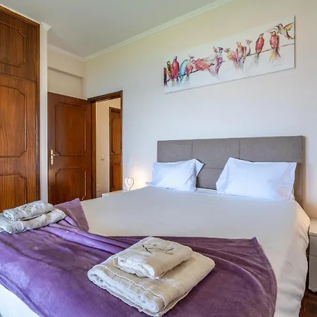 Flowers Island House 3