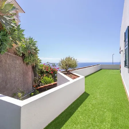 דירה Flowers Island House 3 *