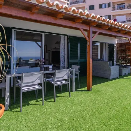 Flowers Island House 3 דירה