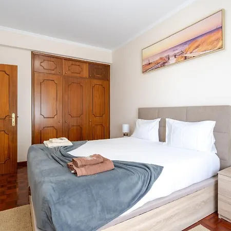 Flowers Island House 3 Канису