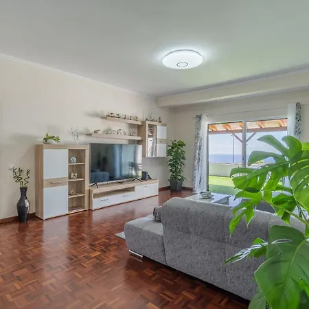 Flowers Island House 3 Апартаменты *