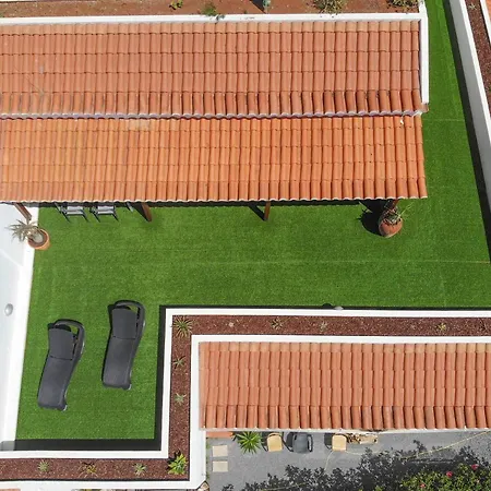 Flowers Island House 3 Апартаменты Канису